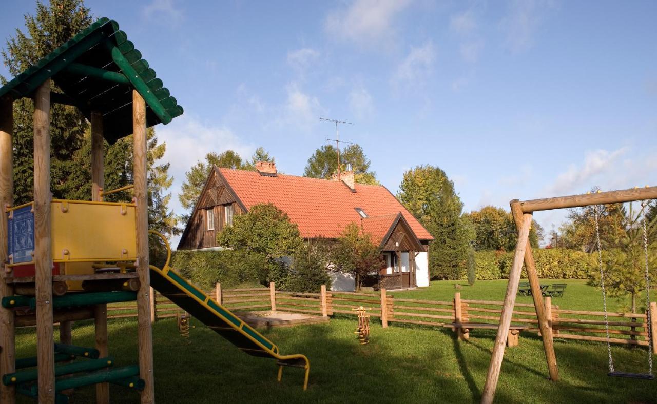 Pan Dom Pracy Tworczej W Wierzbie Wierzba Kültér fotó